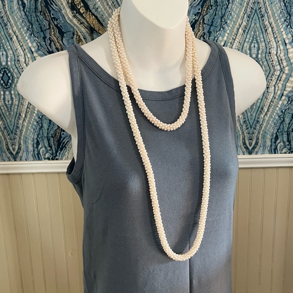 Faux Pearl Slip-over Necklace